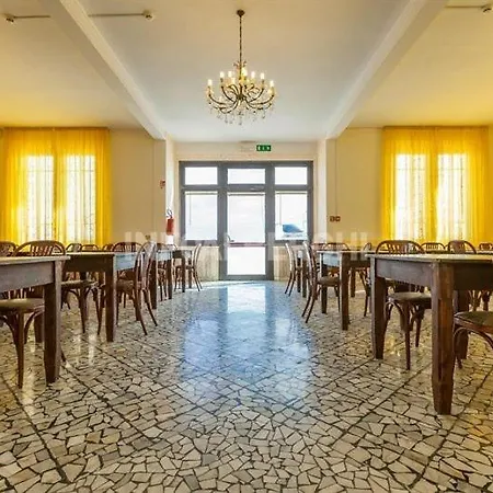 Bartolini Sul Mare Hotel