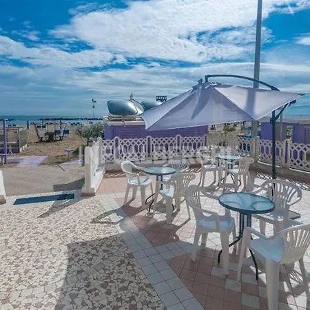 Bartolini Sul Mare Hotel *